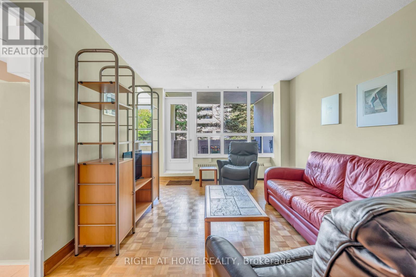 #304 45 SOUTHPORT STREET - 9