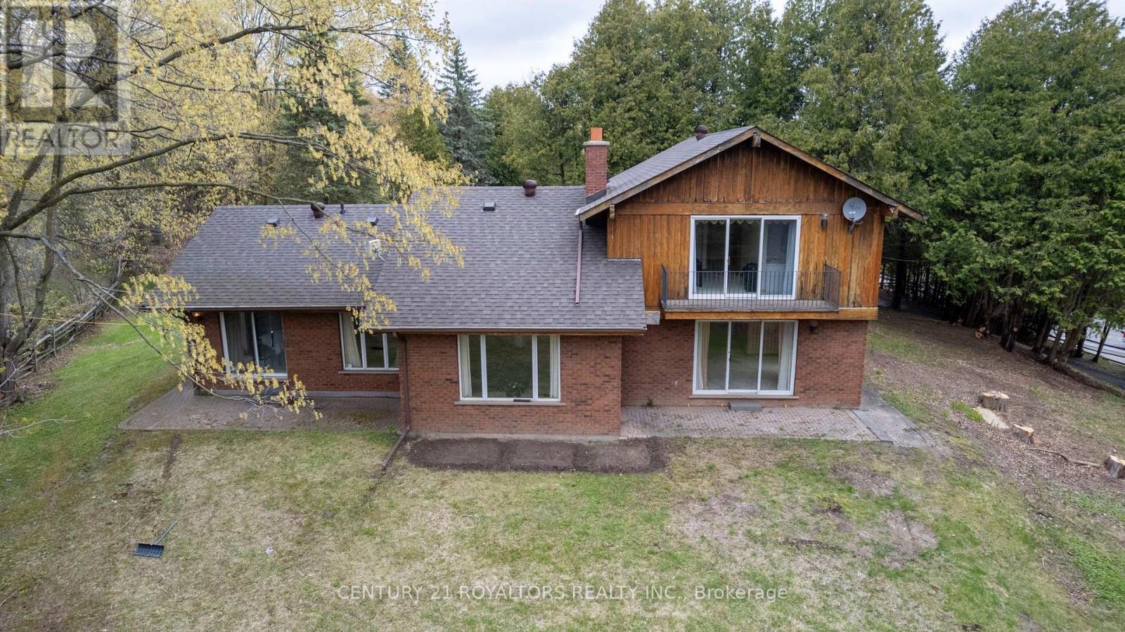17940 AIRPORT ROAD - 35