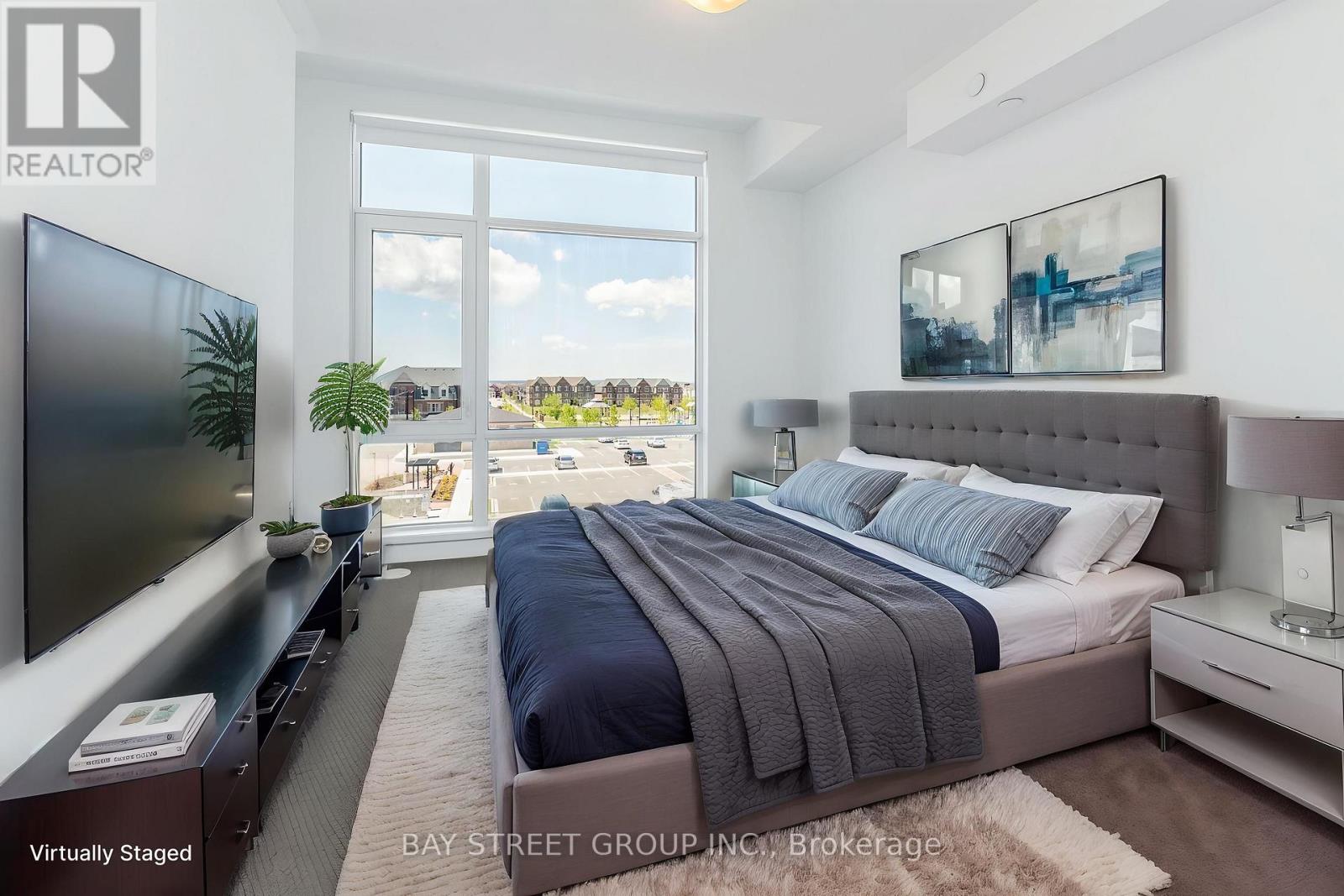 #17 15 ROMILLY AVENUE - 15