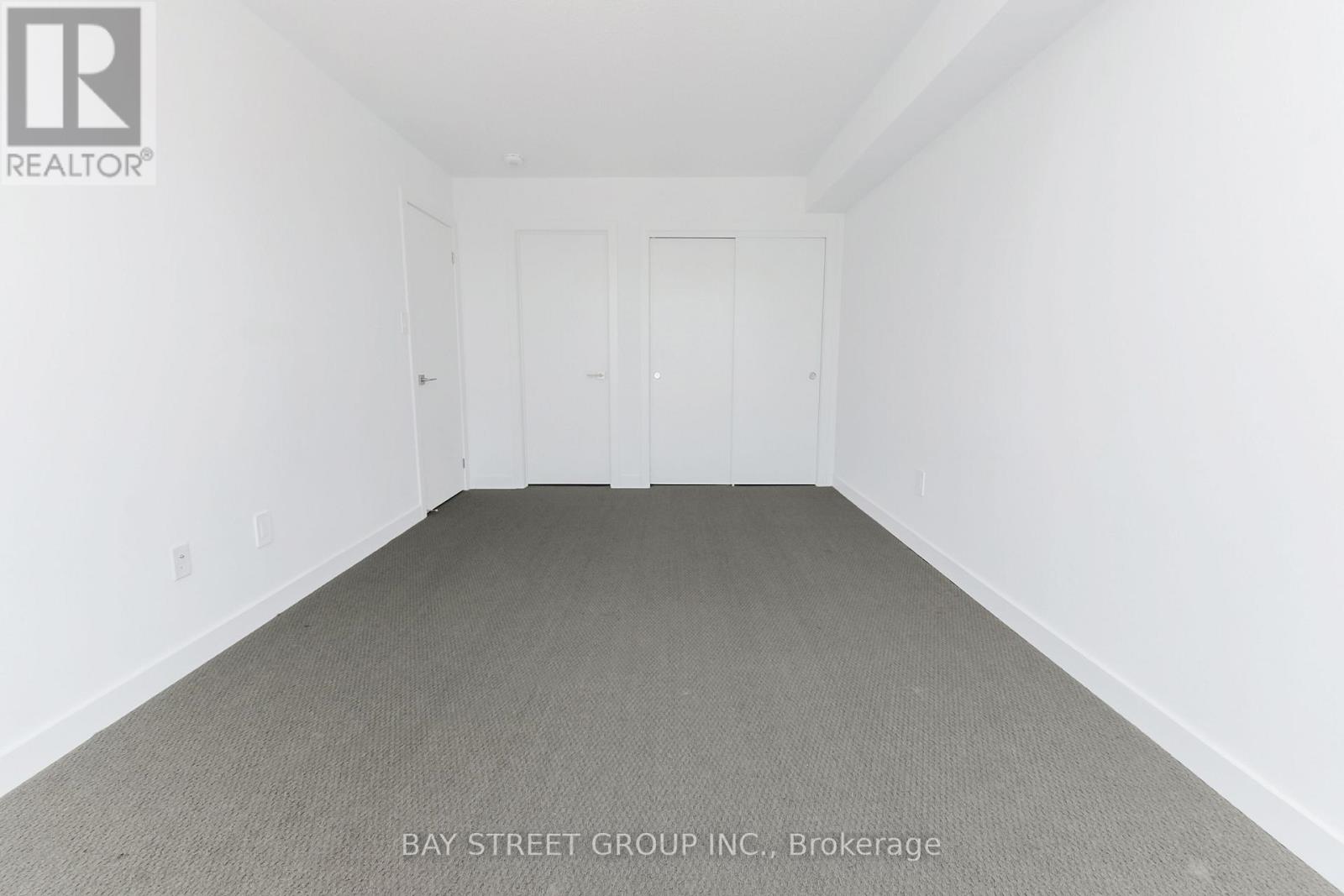 #17 15 ROMILLY AVENUE - 20