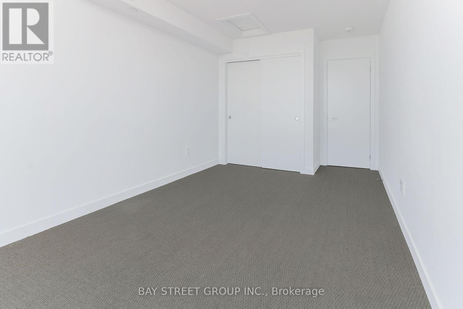 #17 15 ROMILLY AVENUE - 22
