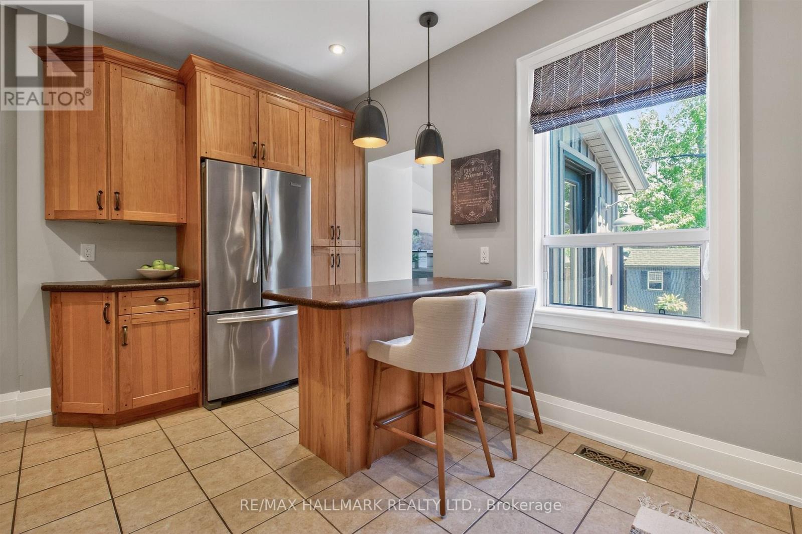 687 DURIE STREET - 15