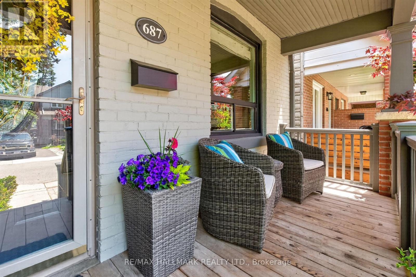 687 DURIE STREET - Image 2