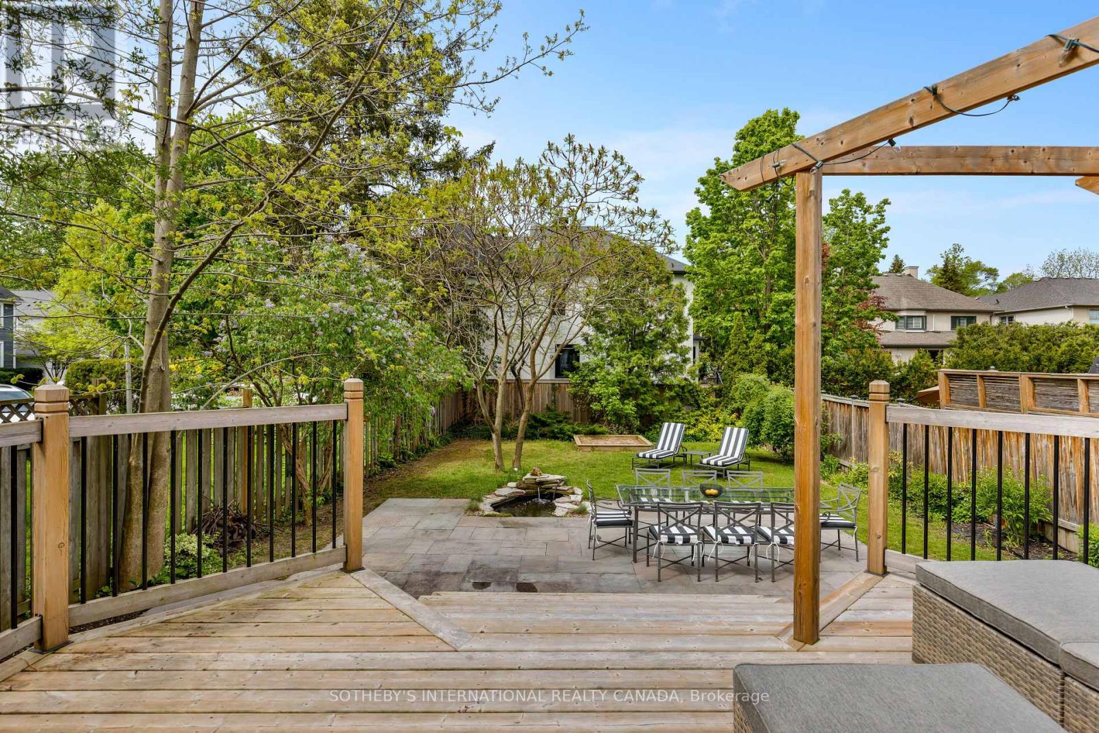 90 KINGSWAY CRESCENT - 32