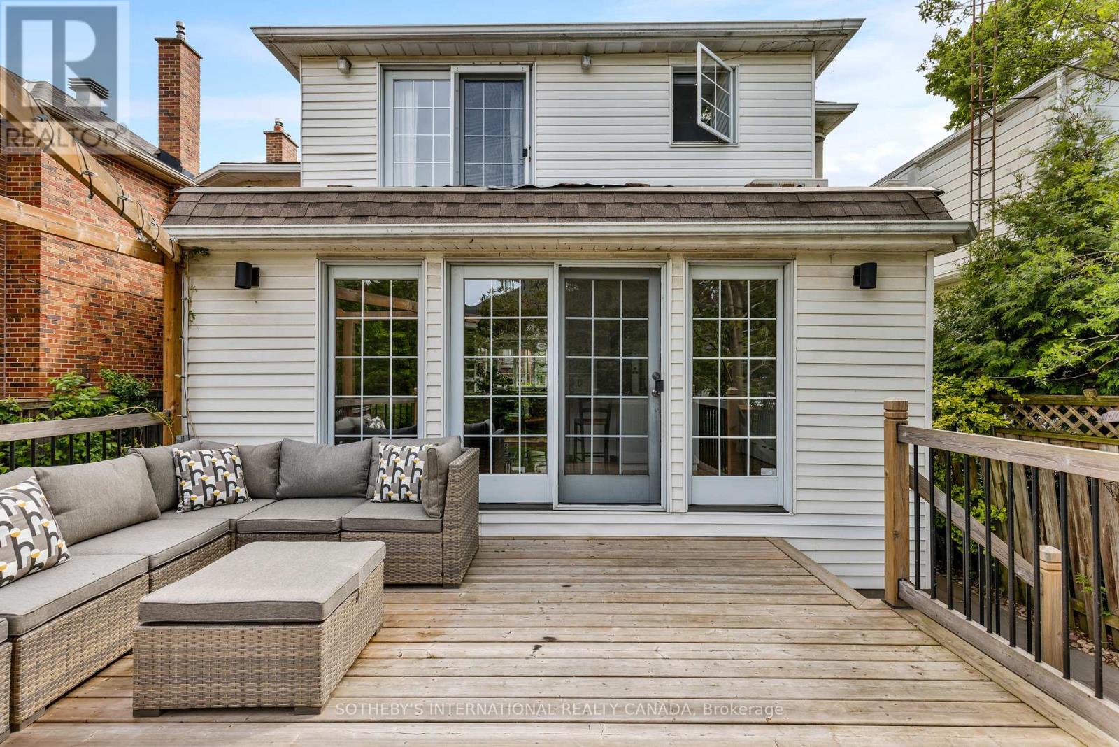 90 KINGSWAY CRESCENT - 8