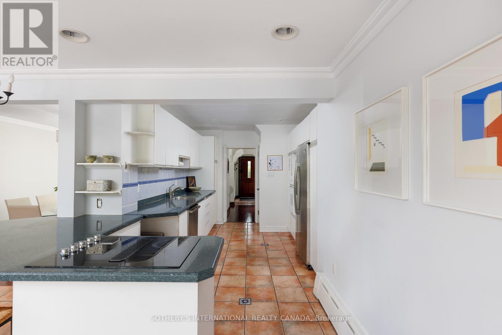 90 KINGSWAY CRESCENT - 9
