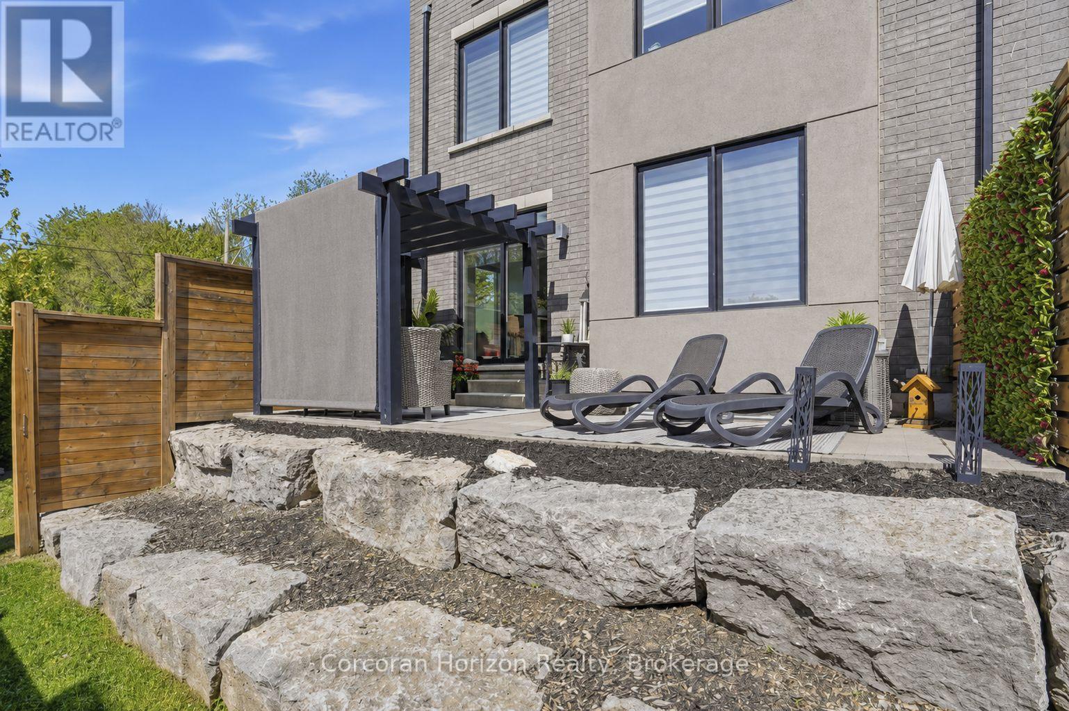 #21 107 CONCESSION STREET - 28