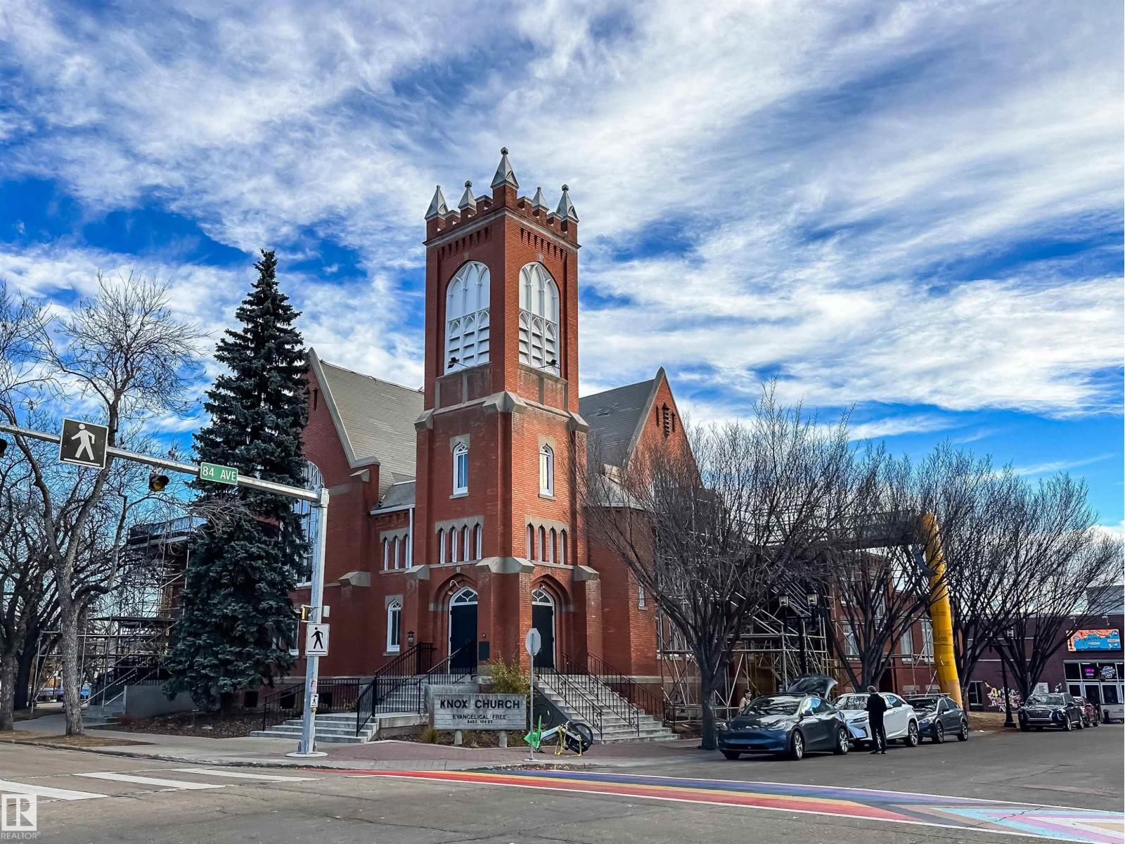 #3 8406 104 ST NW - 27