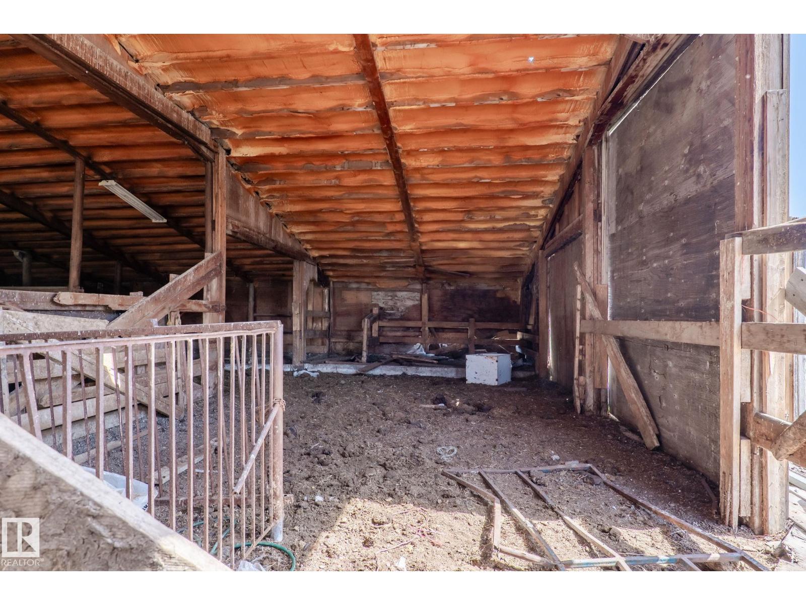 23133 TWP RD 502 - 53