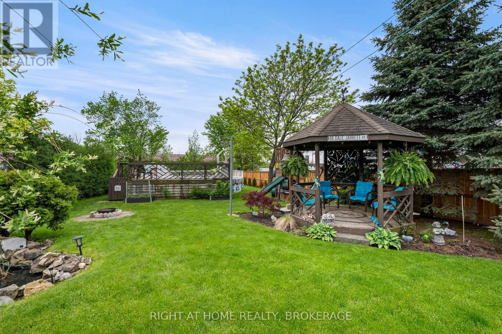 139 QUAKER ROAD - 13