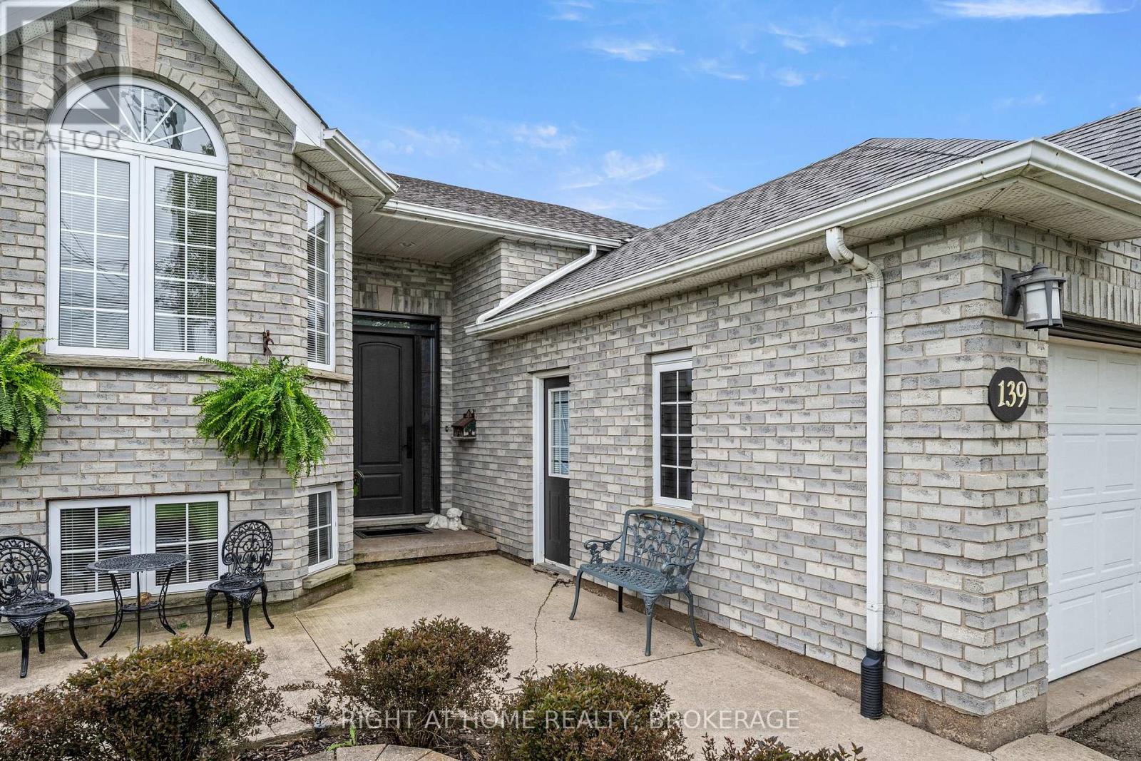 139 QUAKER ROAD - 2