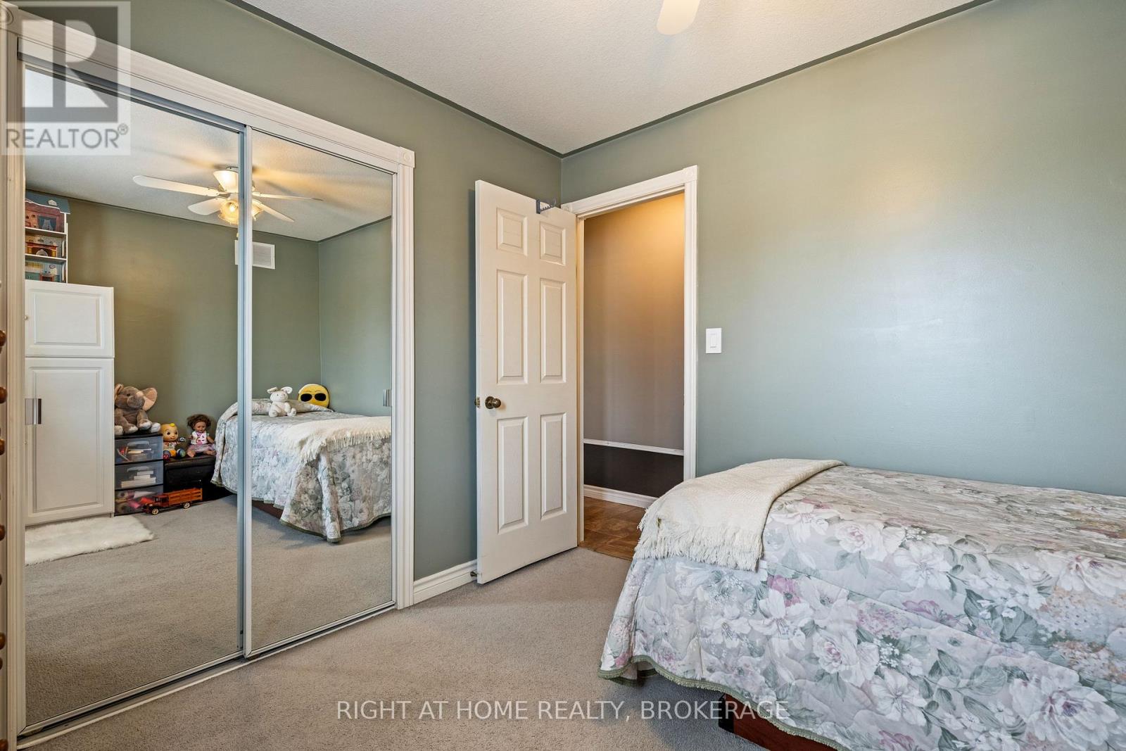 139 QUAKER ROAD - 36