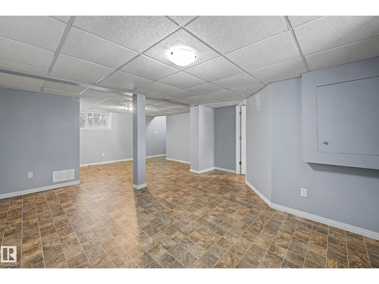 5806 118 AV NW NW - 37