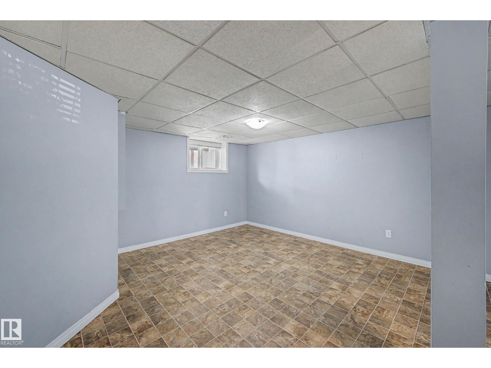 5806 118 AV NW NW - 36