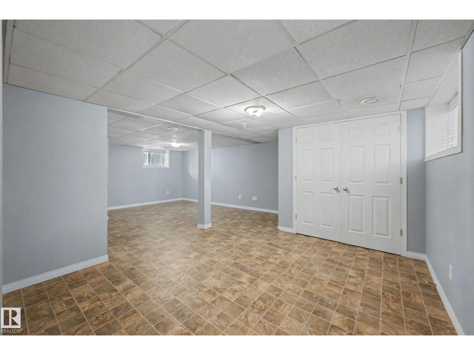 5806 118 AV NW NW - 34
