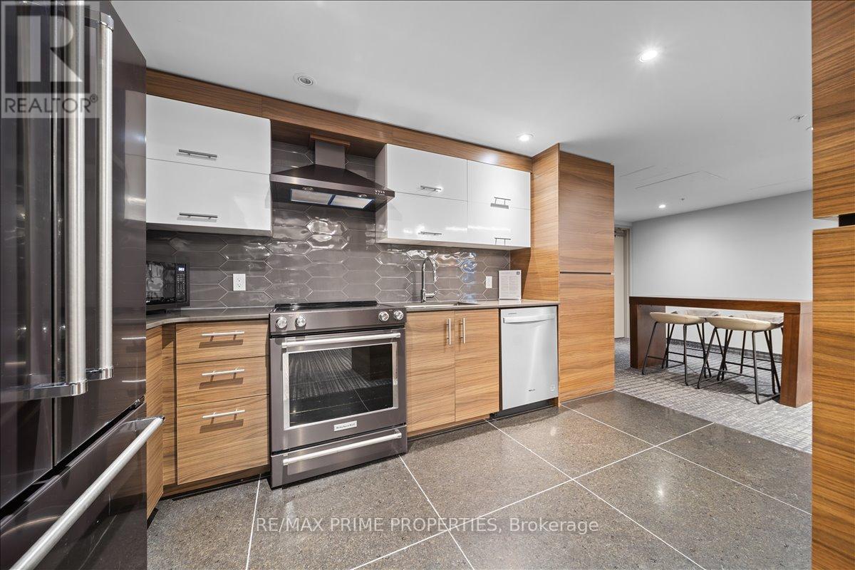 #3705 805 CARLING AVENUE - 40