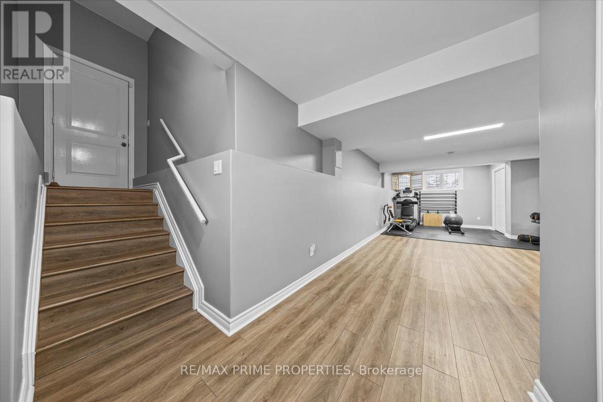 3421 SUMMERBREEZE DRIVE - 34