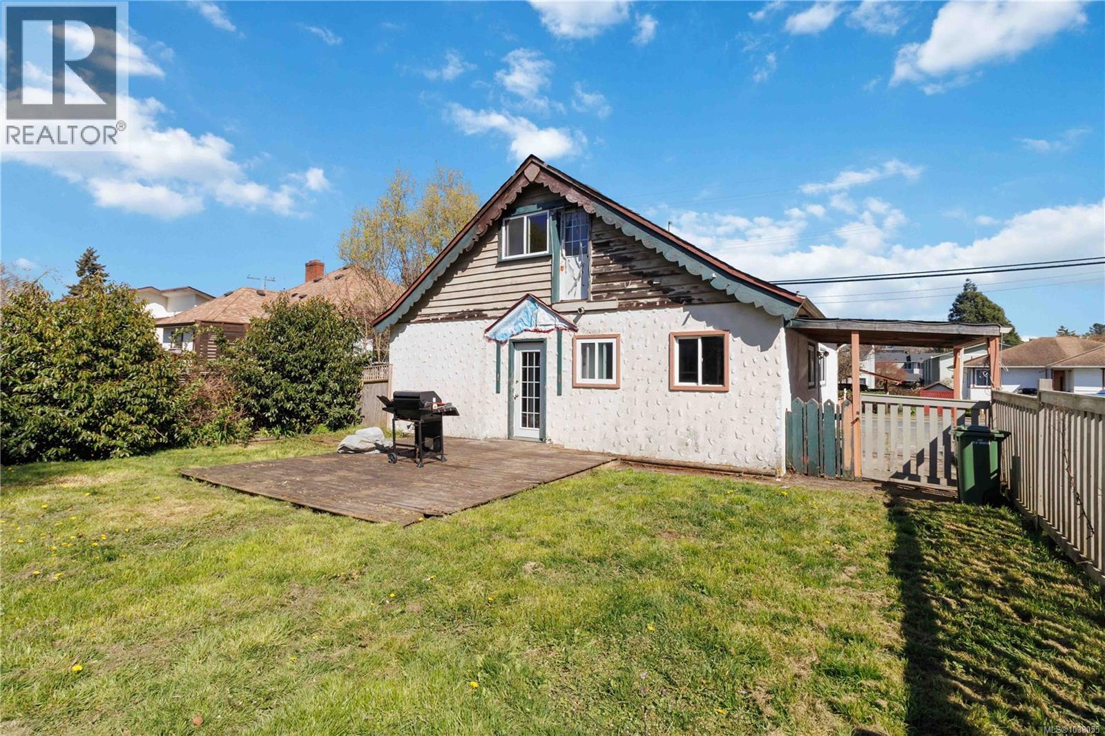 938 Hereward Rd - 38