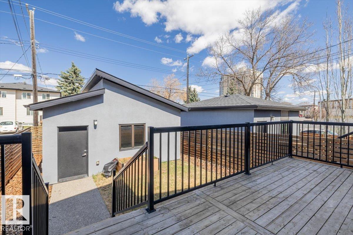 8706 88 AV NW - 48