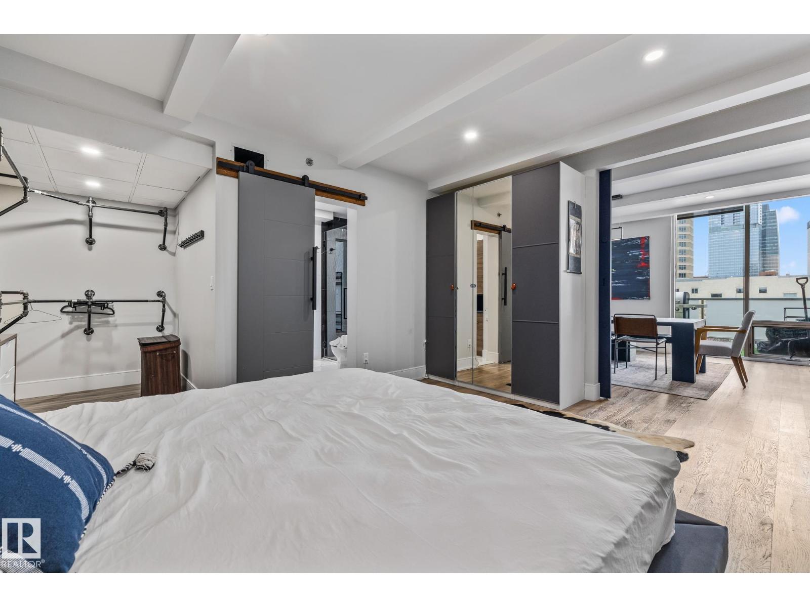 #314 10309 107 ST NW - 23