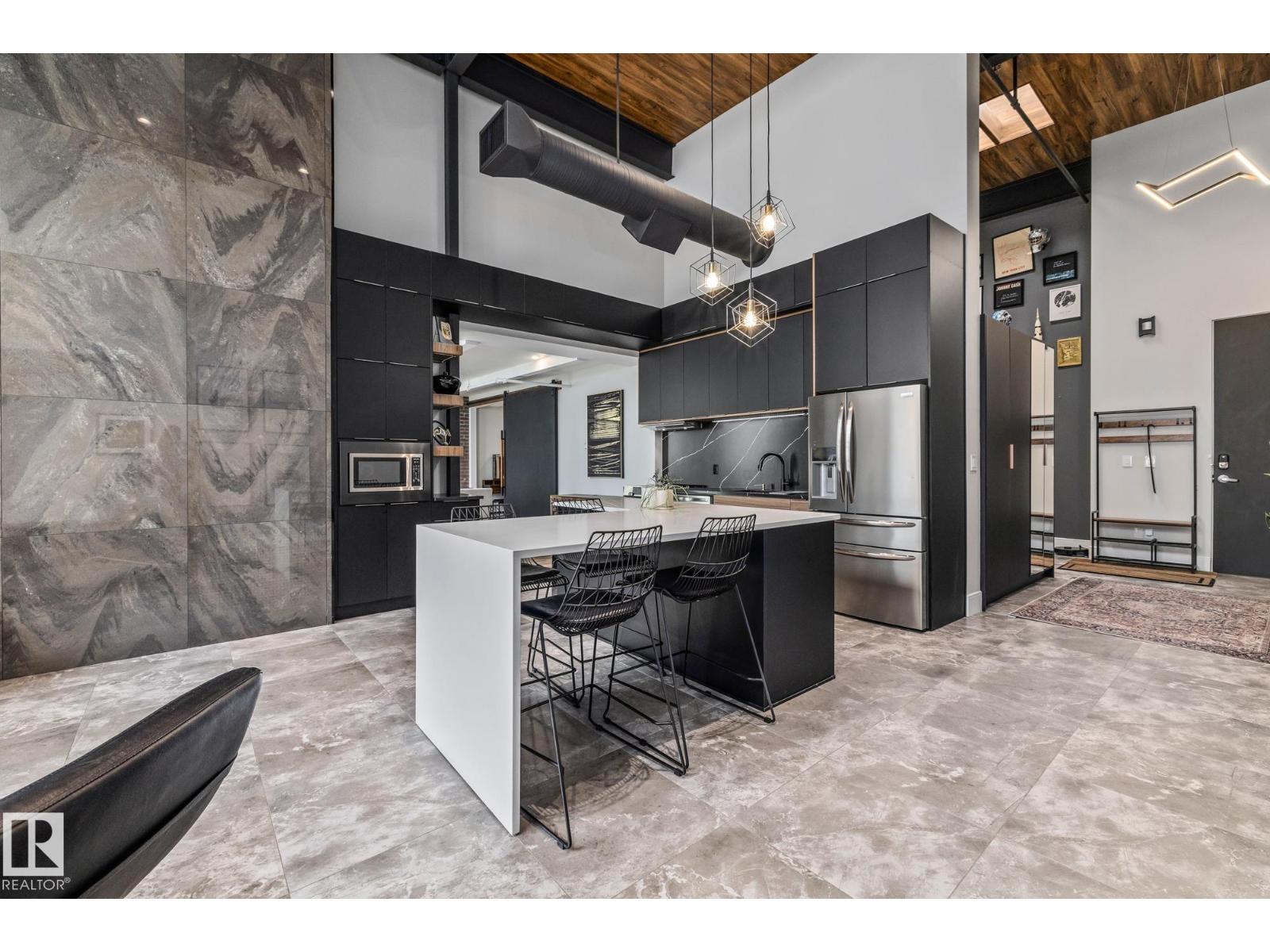 #314 10309 107 ST NW - 14