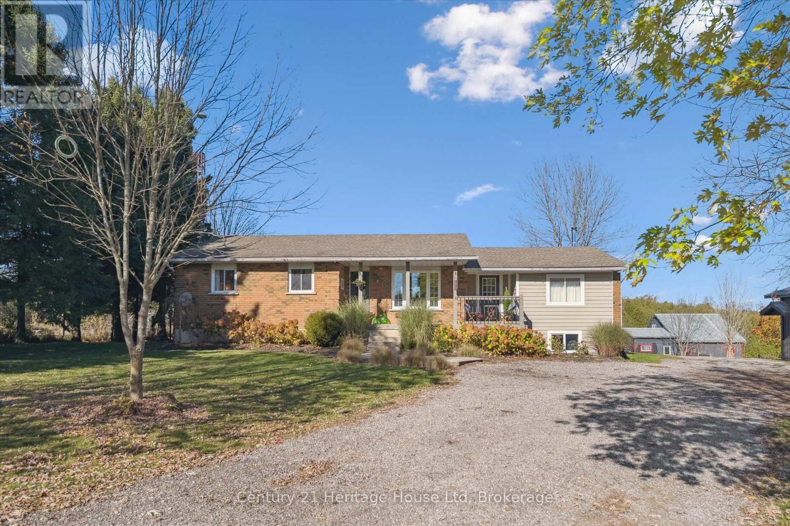 323135 DURHAM ROAD E - 4