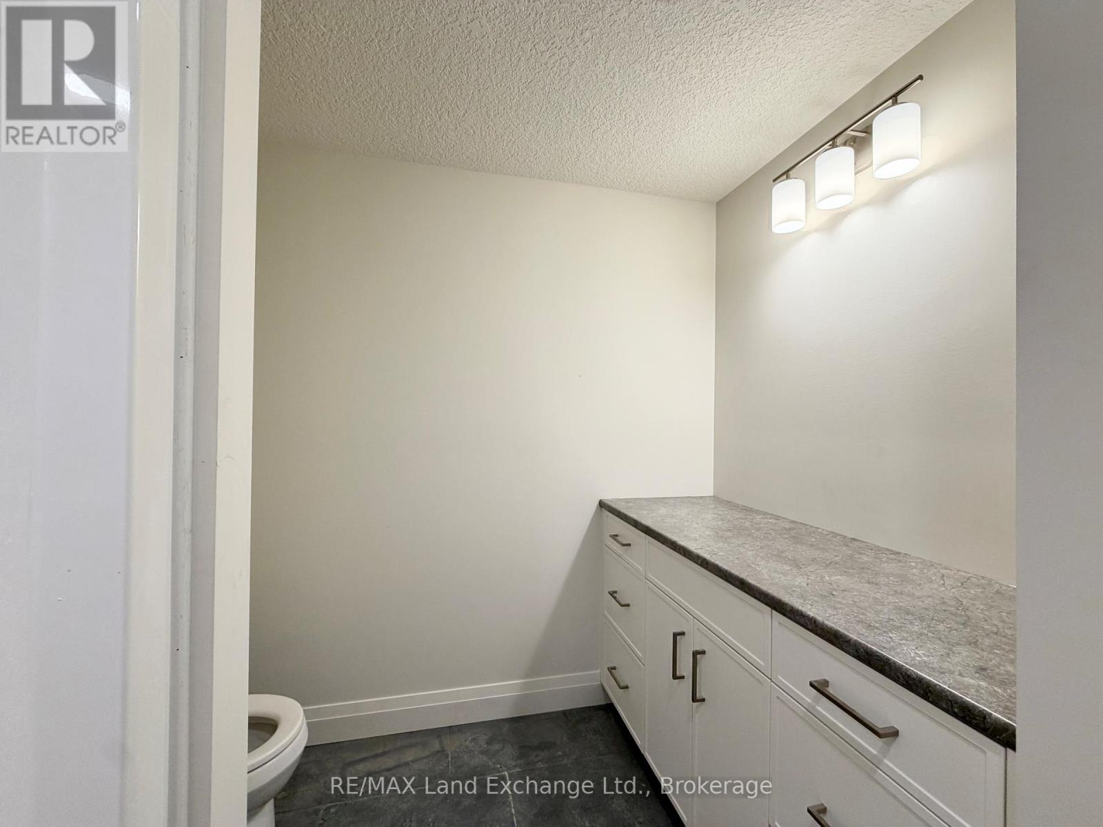447 IVINGS DRIVE - 12