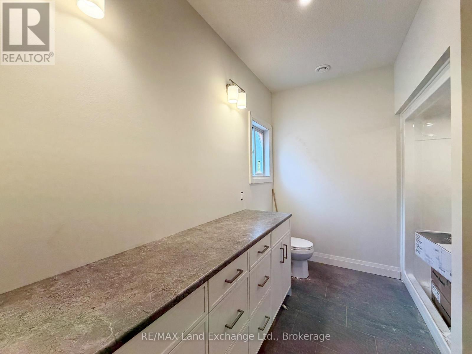 447 IVINGS DRIVE - 6