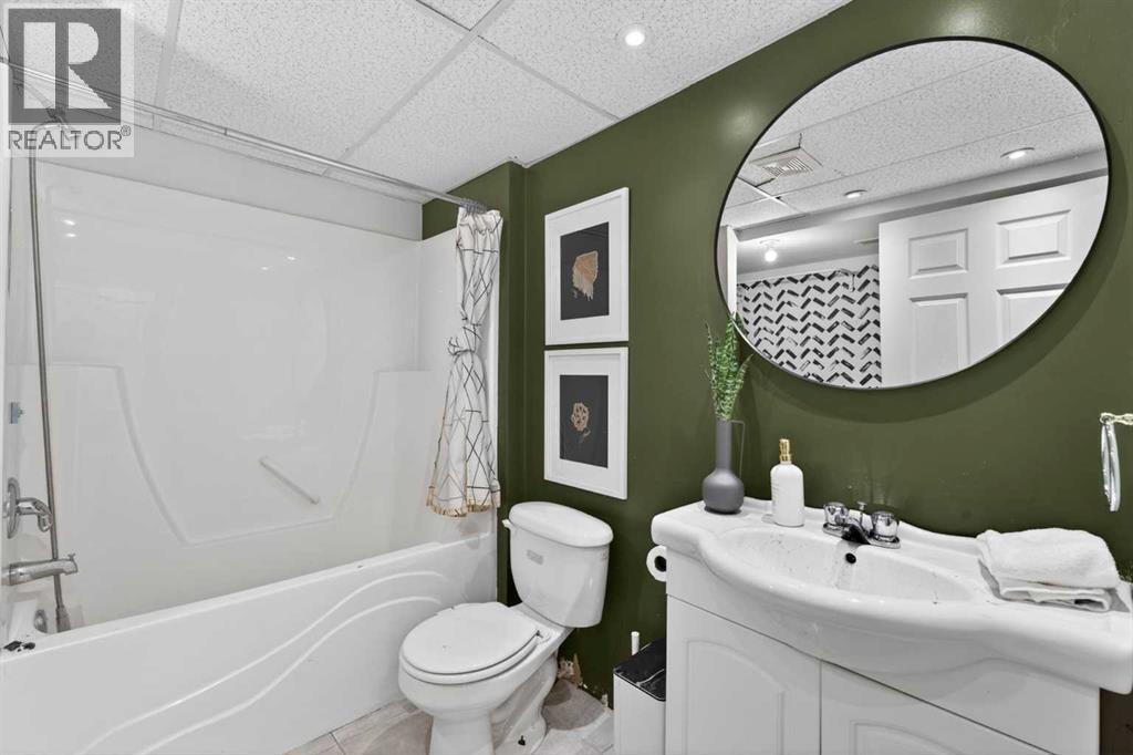 160 Citadel Bluff Close NW - 33