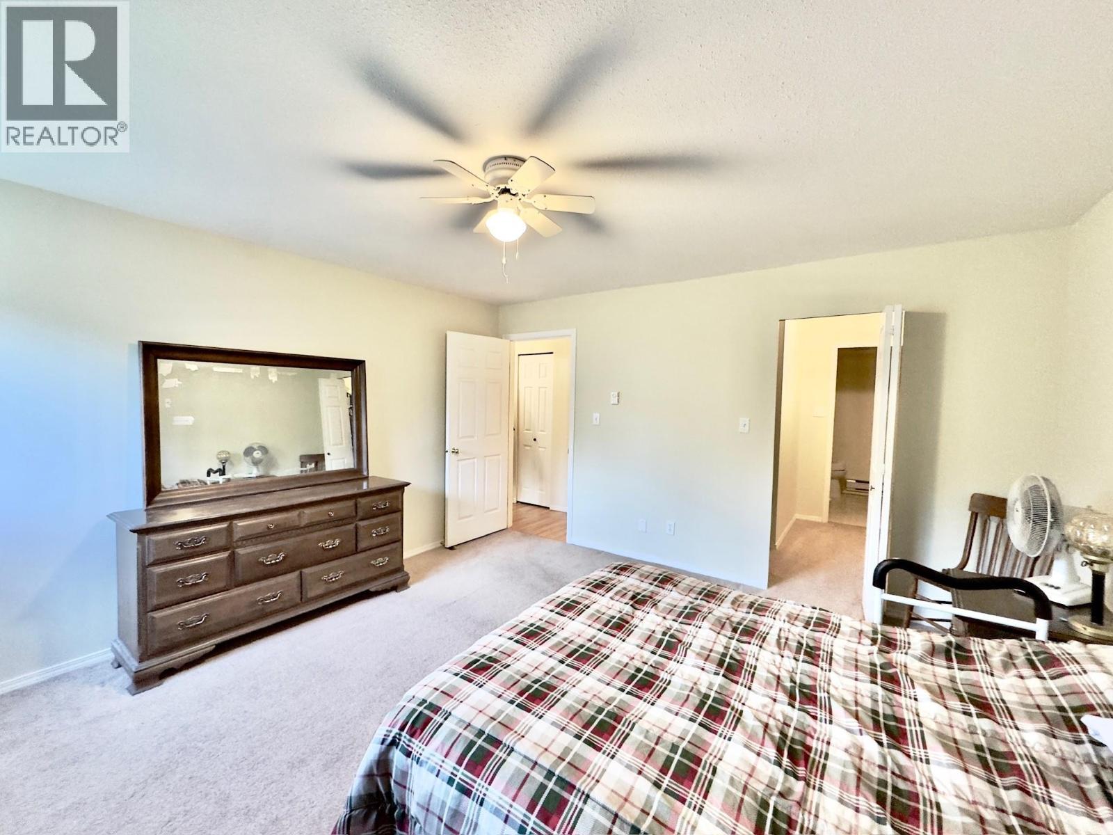 #109 298 YORKTON Avenue - 17