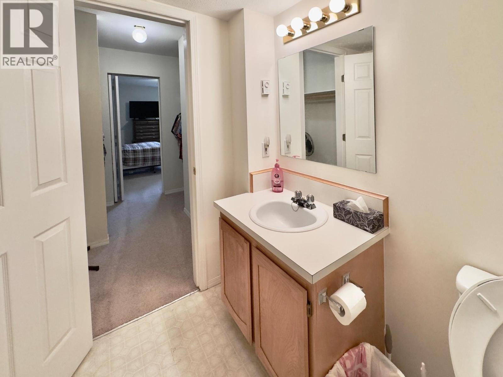 #109 298 YORKTON Avenue - 20