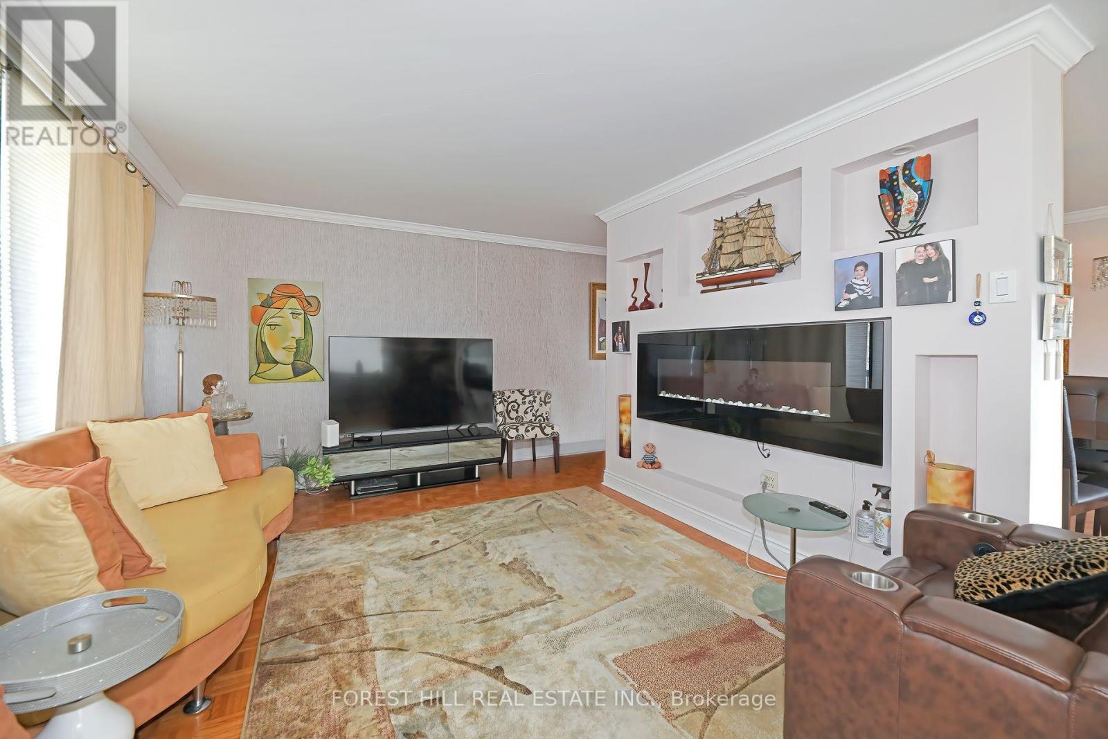 #2404 135 ANTIBES DRIVE - 10