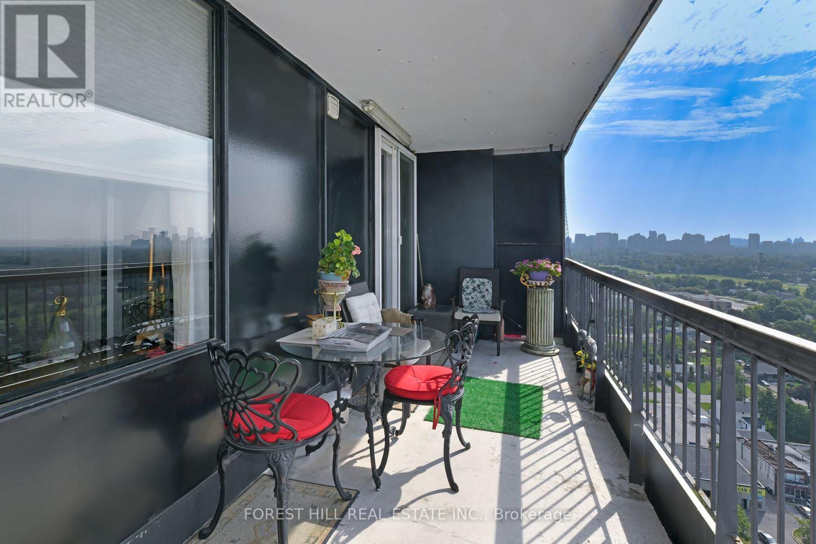 #2404 135 ANTIBES DRIVE - 18