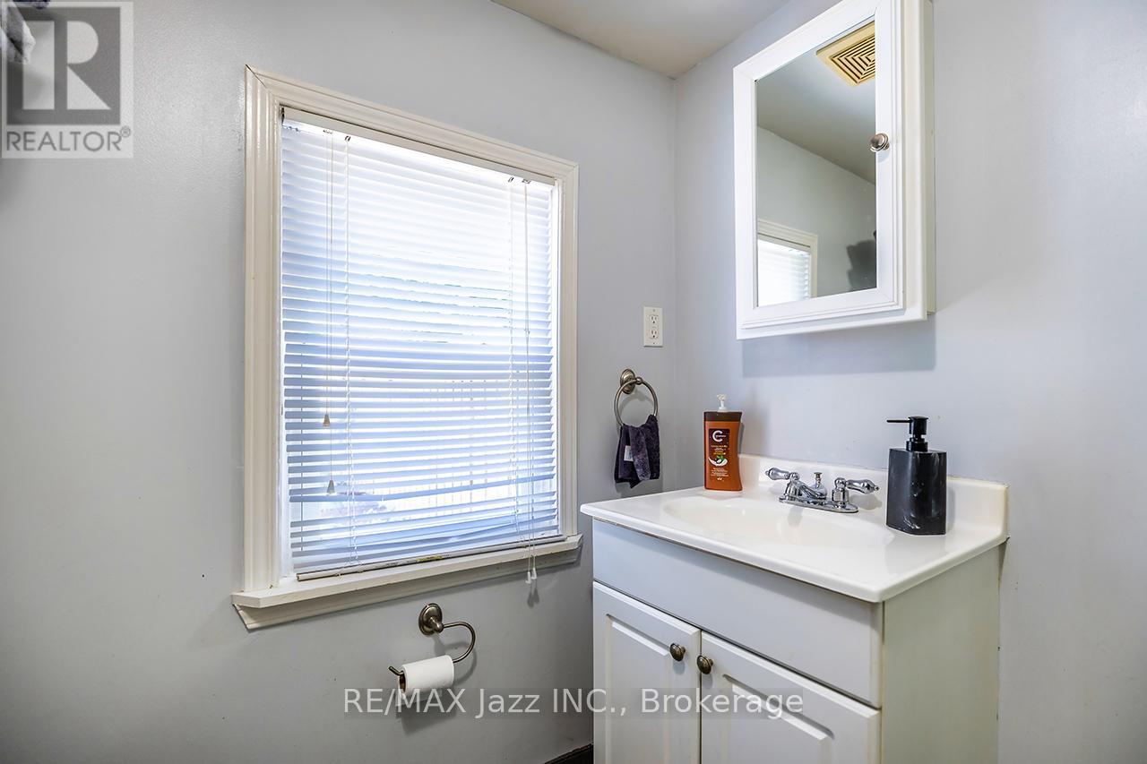 69 WESTMOUNT STREET - 13