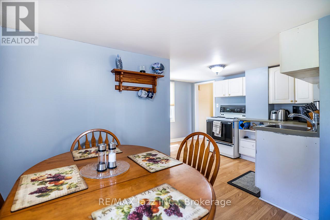 69 WESTMOUNT STREET - 11