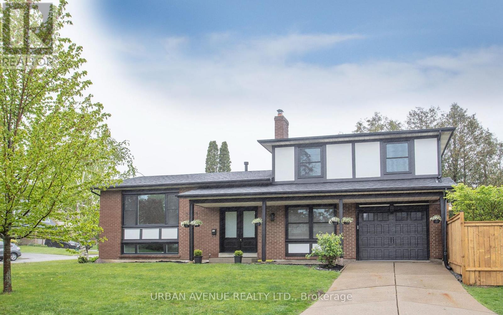 329 COOPER COURT - Image 2