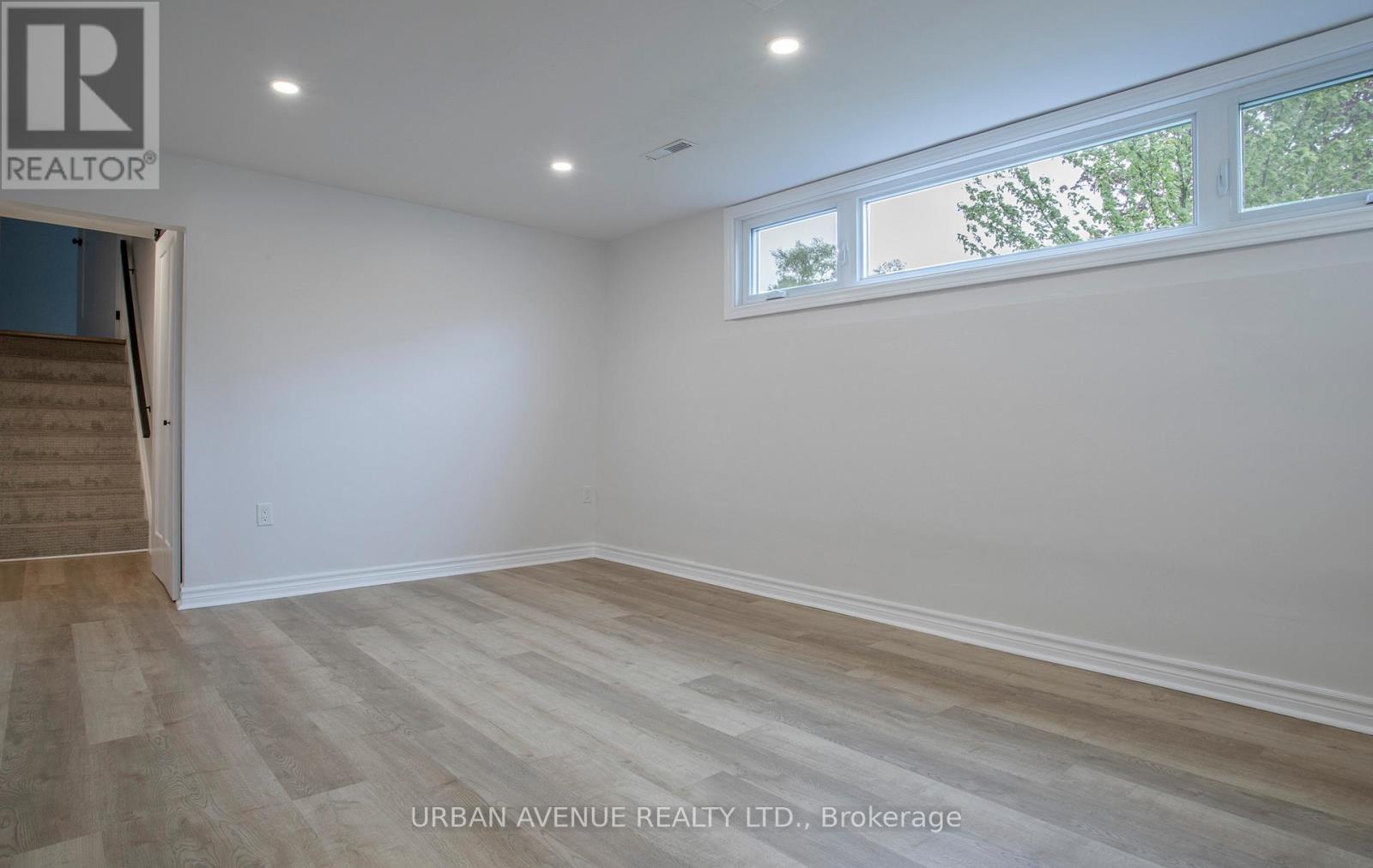 329 COOPER COURT - 39