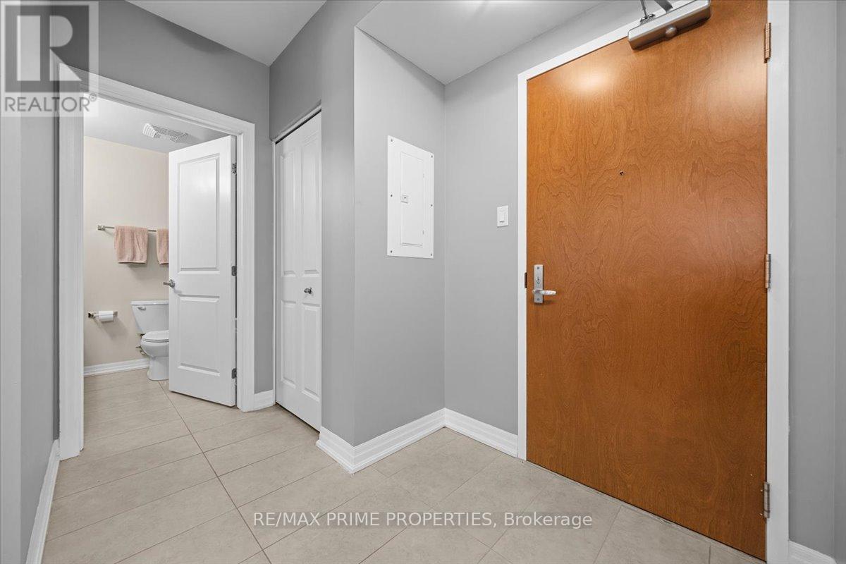 #2107 242 RIDEAU STREET - Image 2