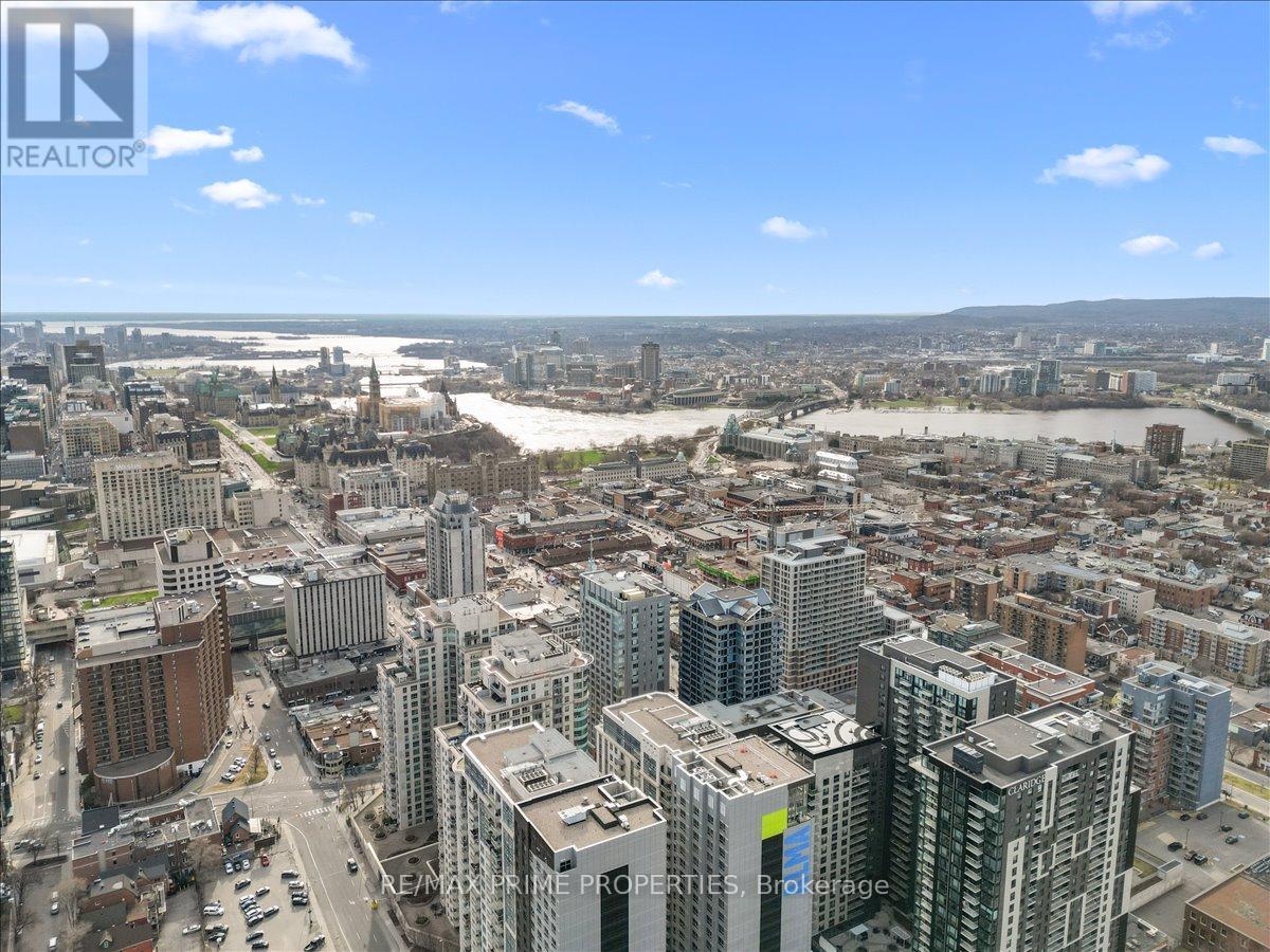 #2107 242 RIDEAU STREET - 26