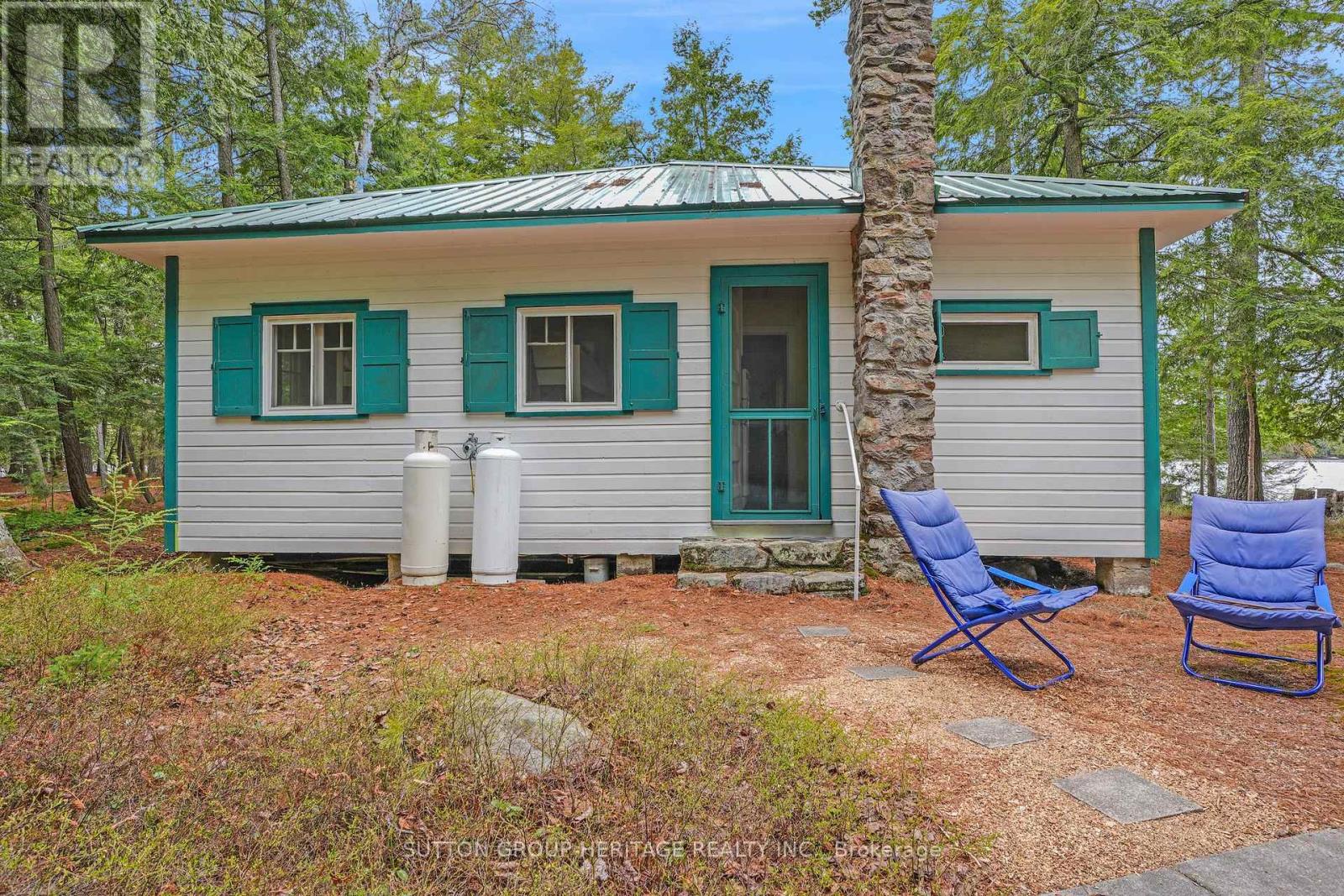 909 ASHBY LAKE WA - 2