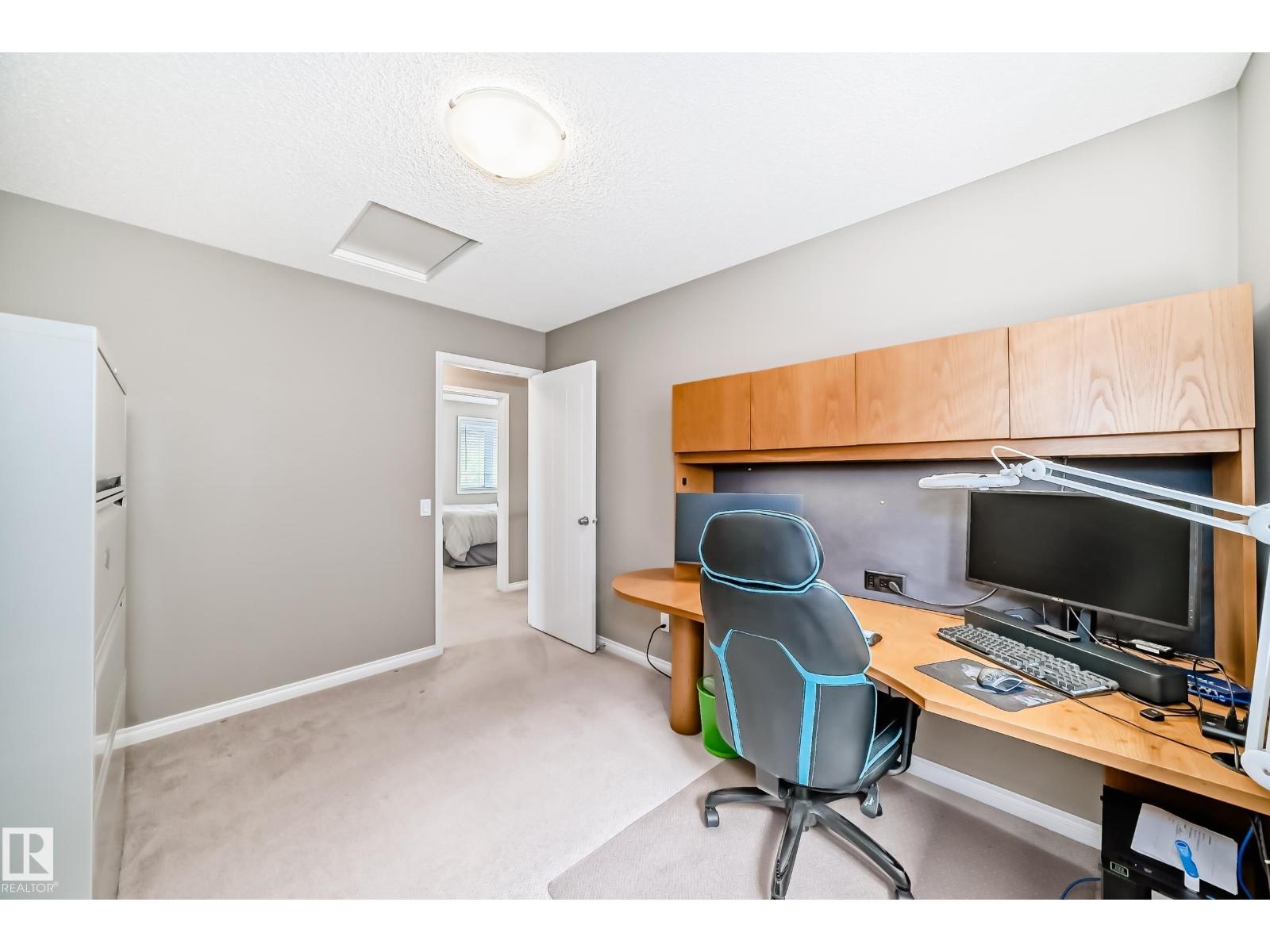 12035 173 AV NW - 32