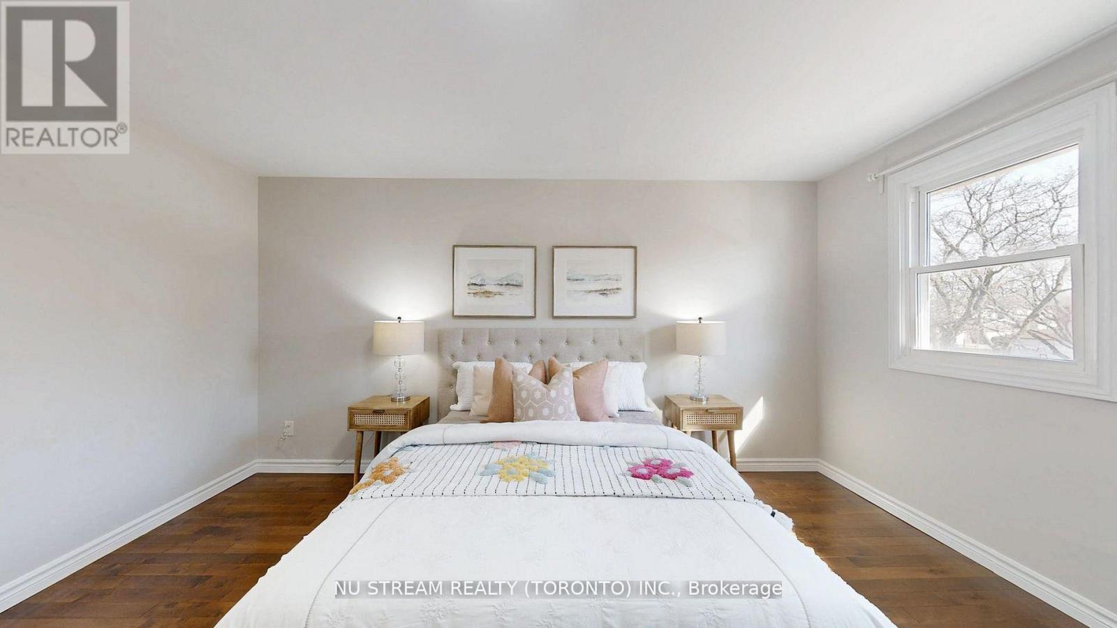 26 TROTHEN CIRCLE - 34