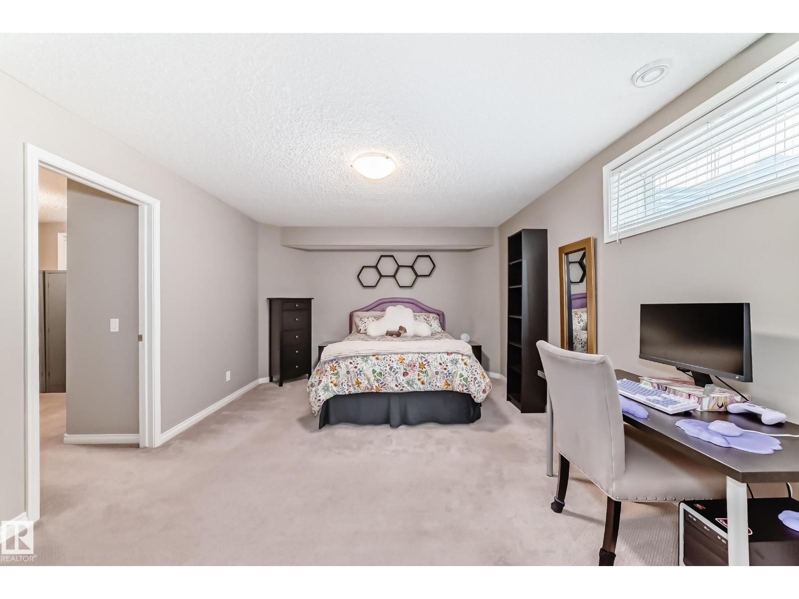 12035 173 AV NW - 42