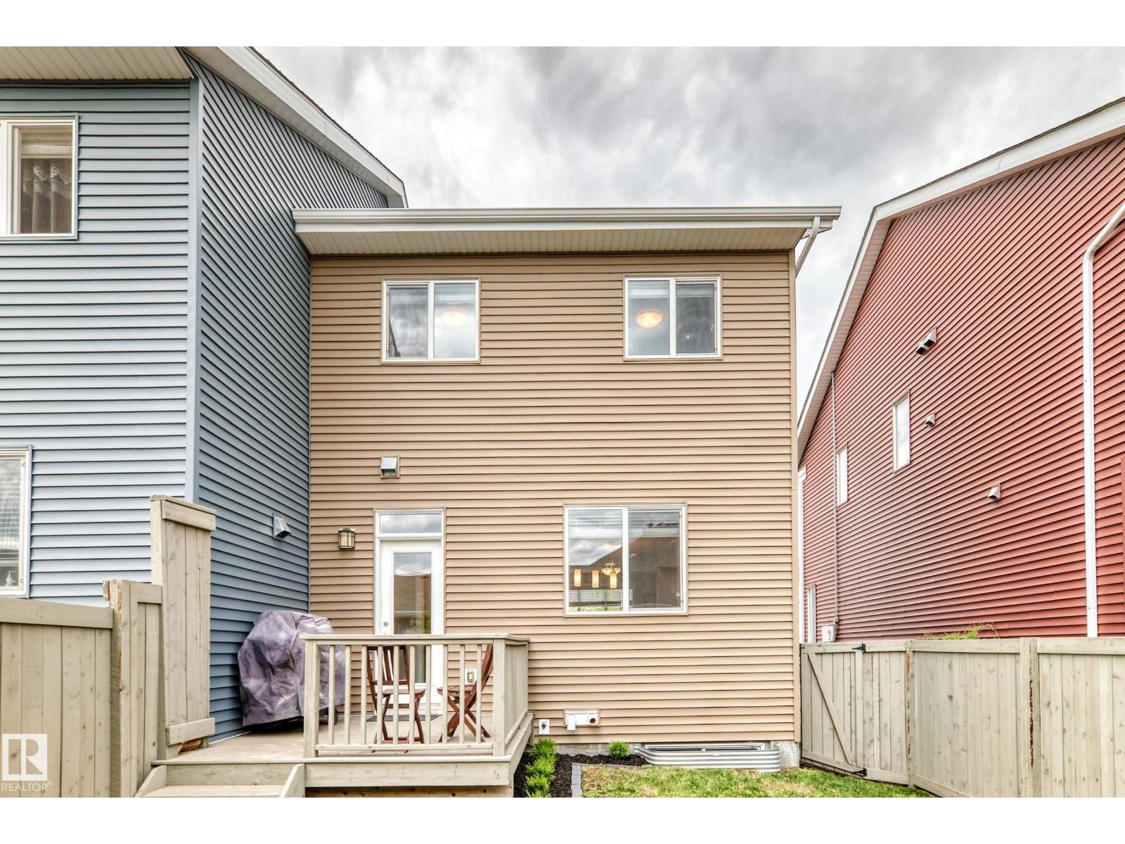 2125 24 ST NW - 44