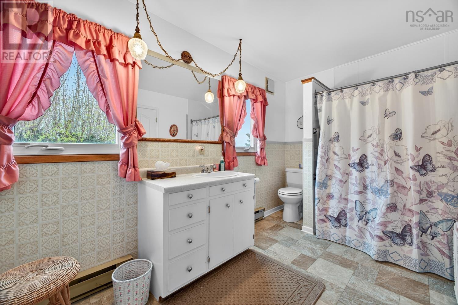 26 ROOSEVELT Avenue - 14