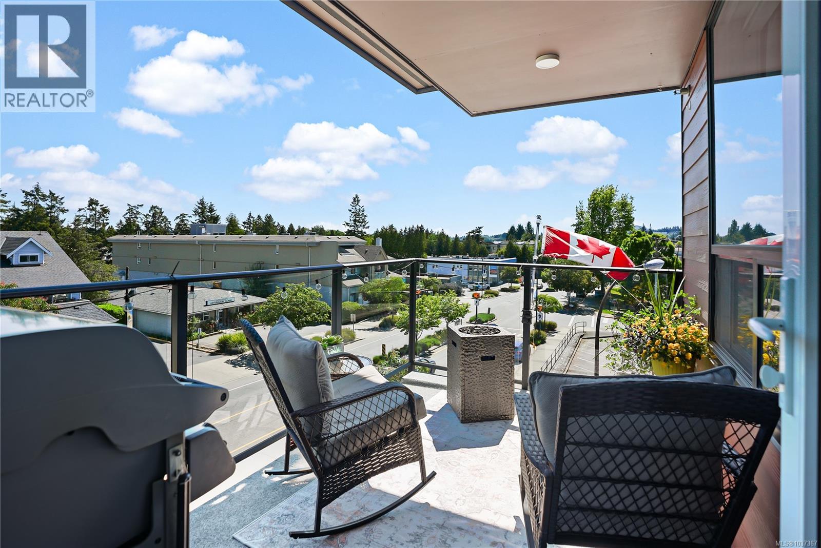 401 7162 West Saanich Rd, Central Saanich