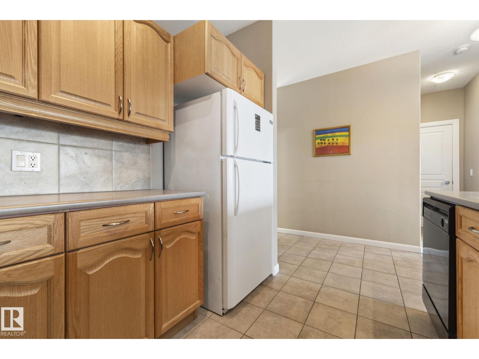 #430 160 MAGRATH RD NW - 30