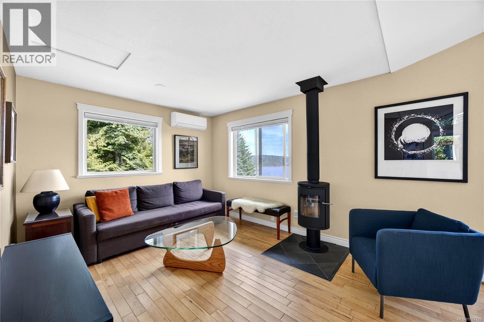 144 Douglas Rd - 12