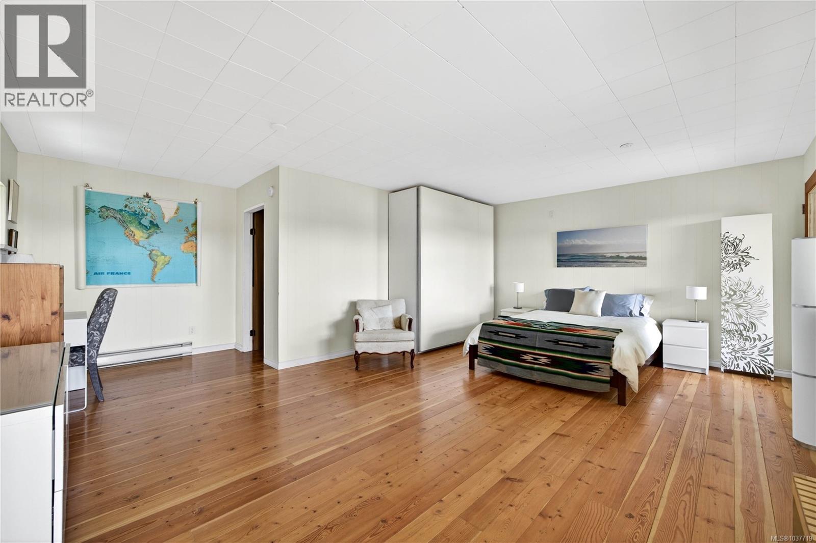 144 Douglas Rd - 52