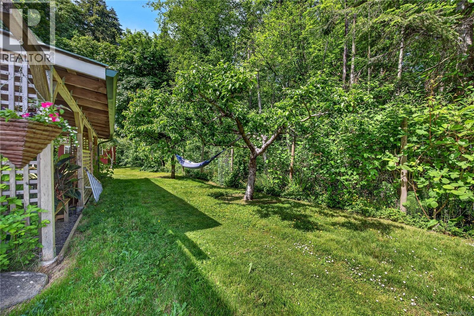 144 Douglas Rd - 61